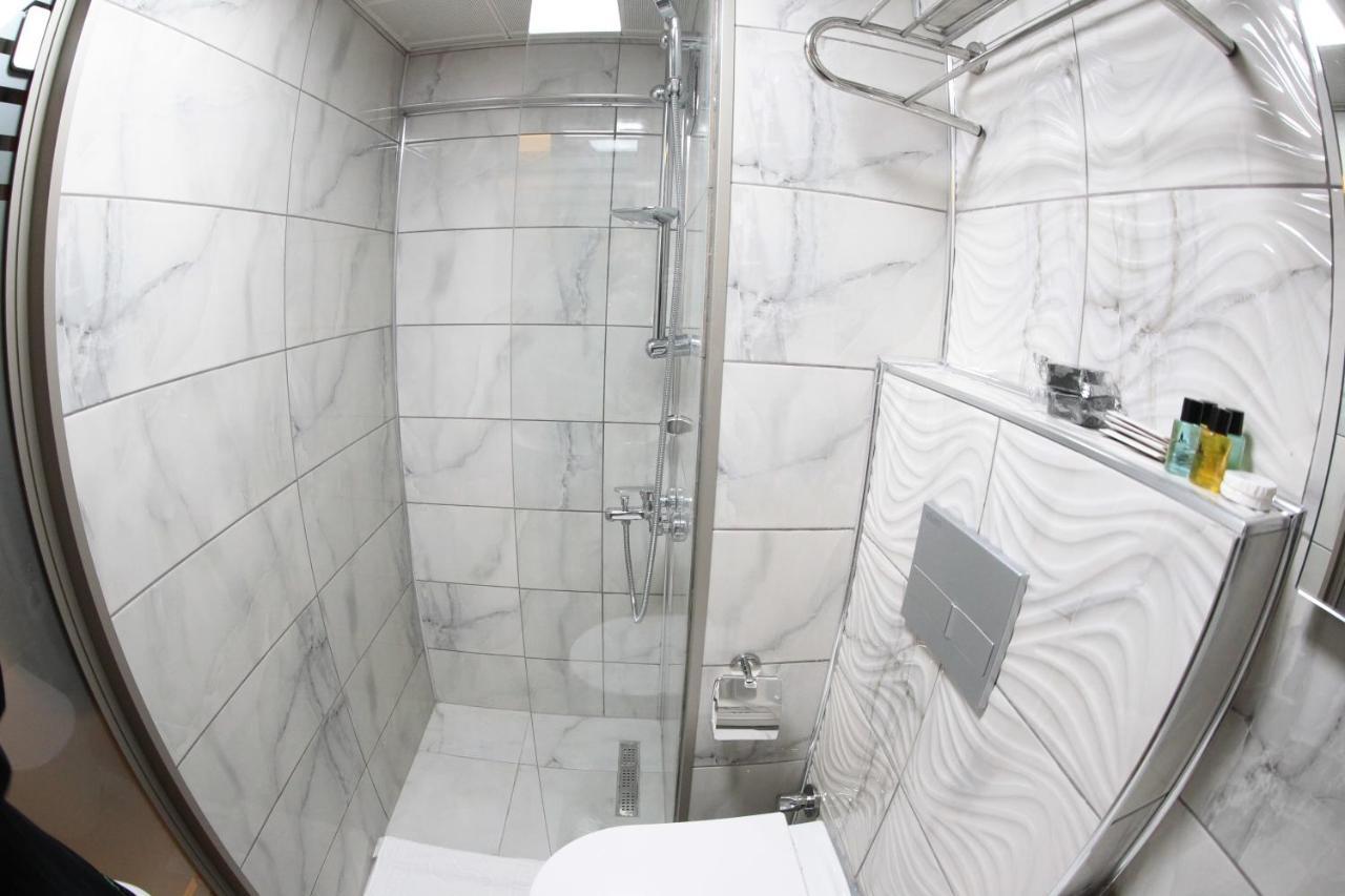 X-nellyı Otel İstanbul